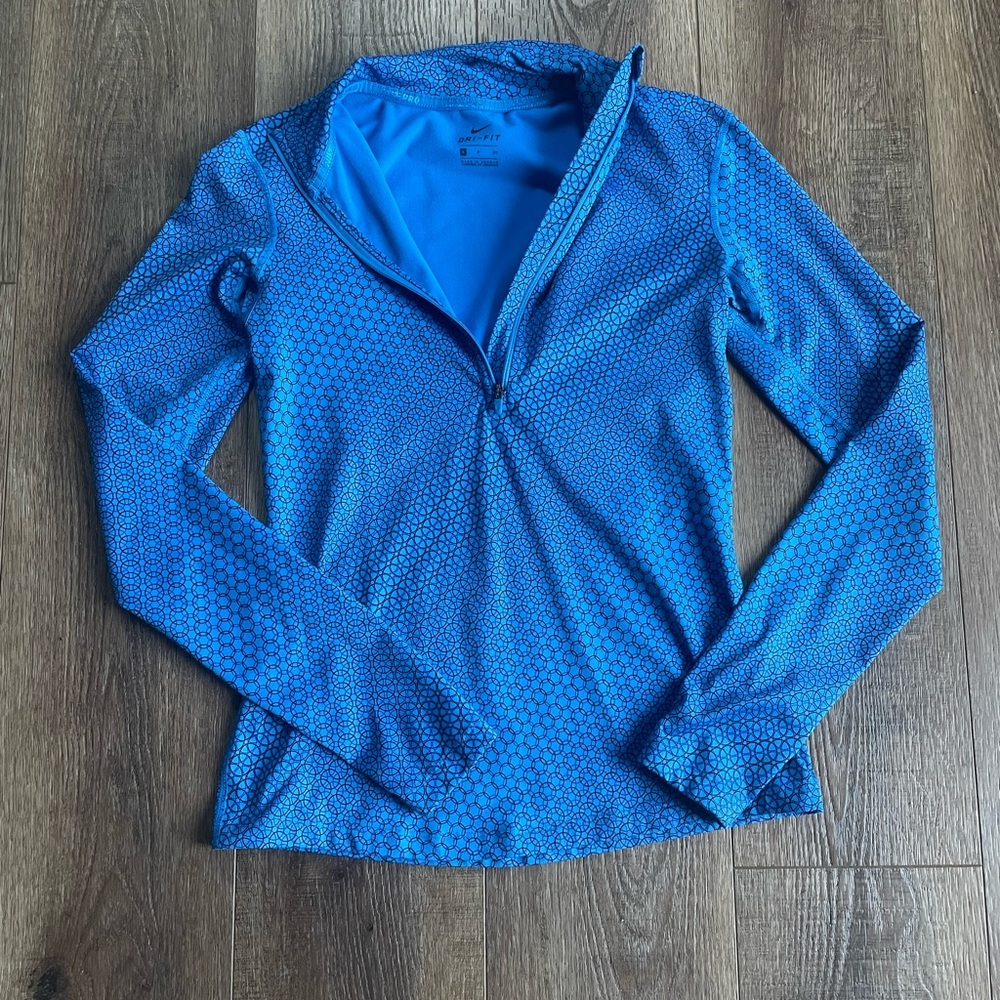 Nike Pro women’s 1/2 zip